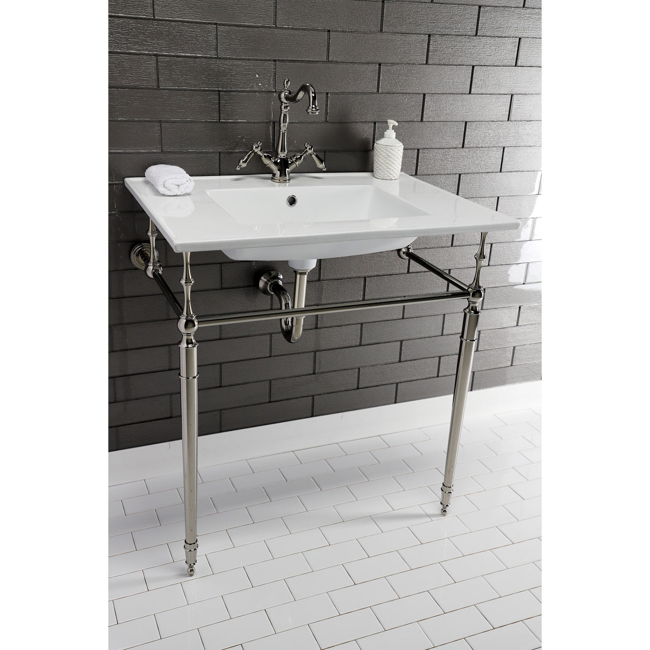 Continental 31 x 22 Ceramic Vanity Top W/1 hole & Integrated Basin - BNGBath