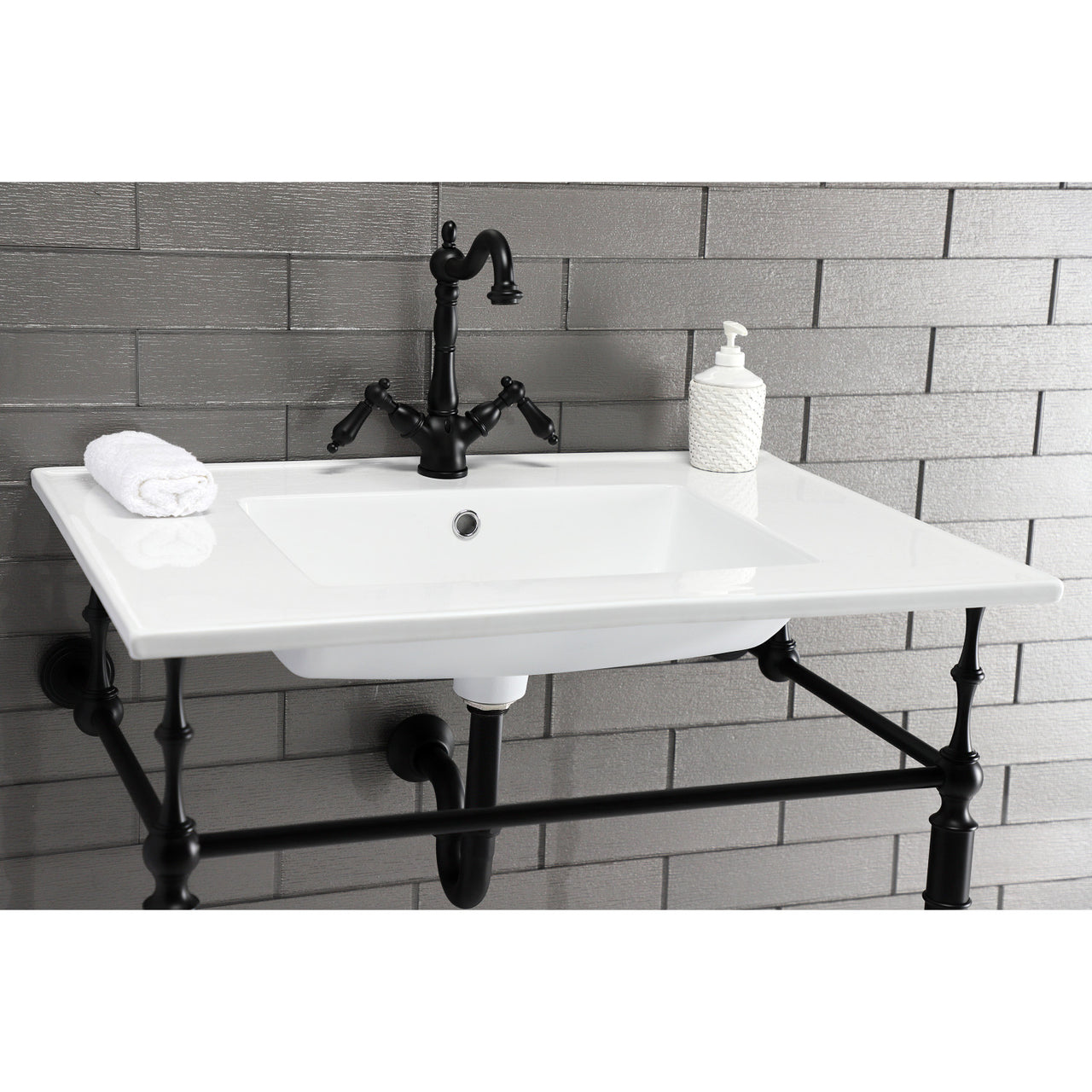 Continental 31 x 22 Ceramic Vanity Top W/1 hole & Integrated Basin - BNGBath