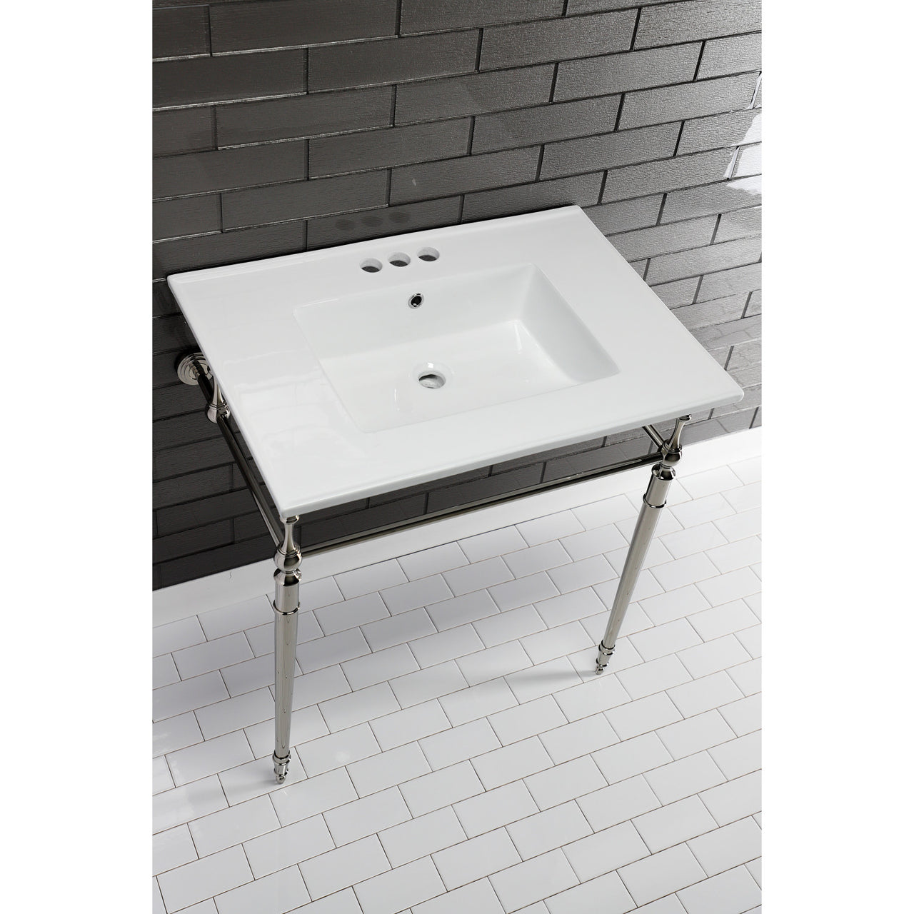Continental 31 x 22 Ceramic Vanity Top w/ 3 hole & Integrated Basin - BNGBath